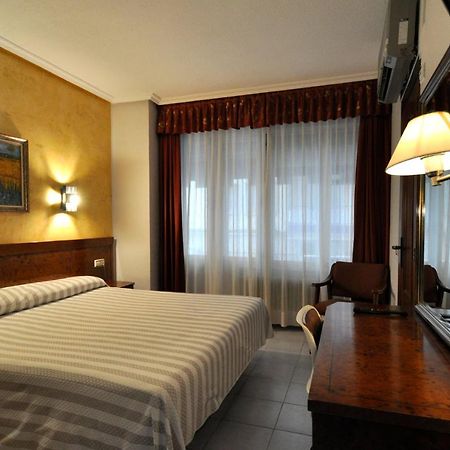 Hotel Aragón Salamanca Kültér fotó